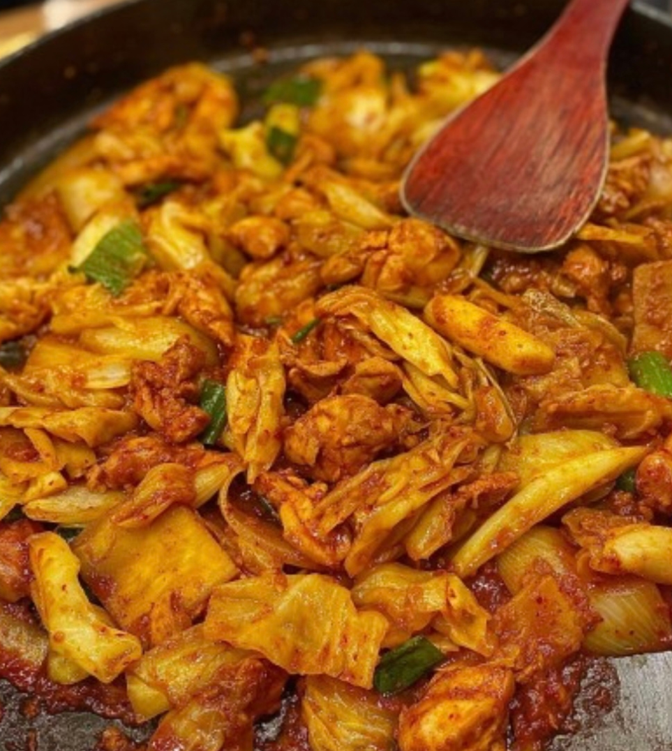 Haşlanmış Sığır Eti (水煮牛肉)