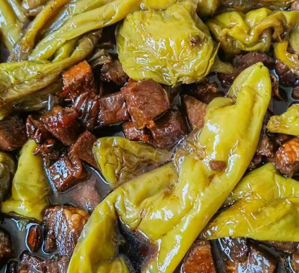 Kore Usulü Dana Etli Güveç (韩式酱牛肉)