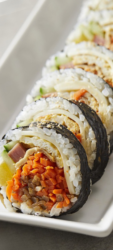 Sebzeli Kimbap (蔬菜紫菜包饭)